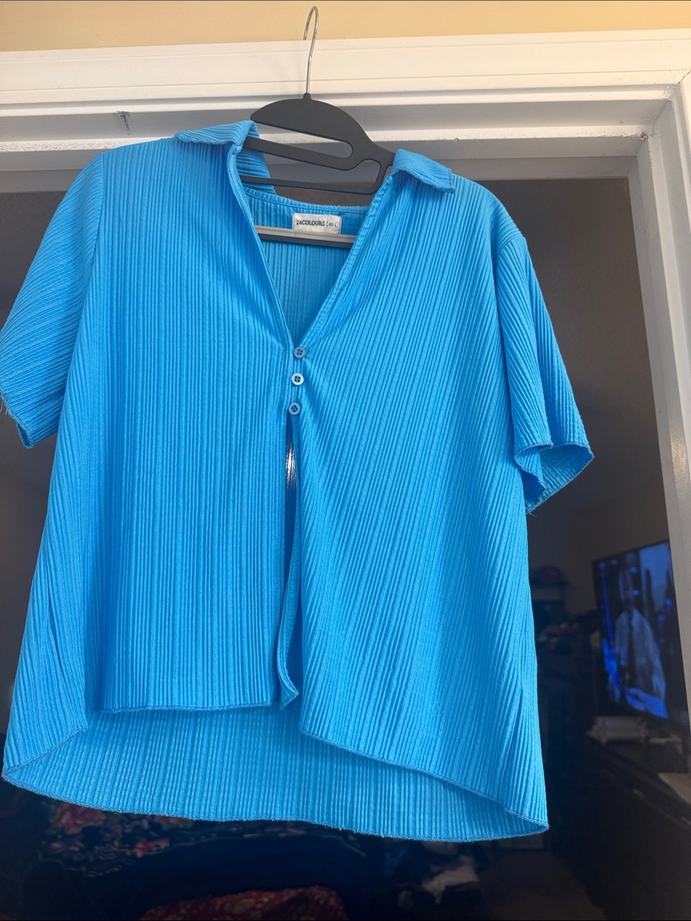 Pleated Short-Sleeve Blouse - Bright Turquoise Blue